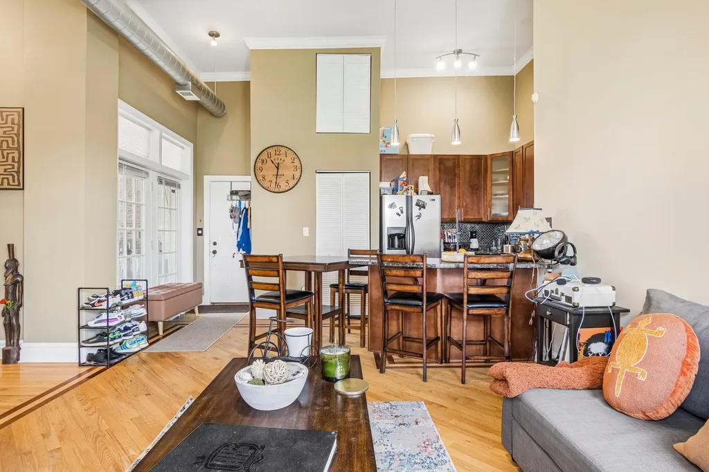 5016 South King Drive Chicago IL 60615