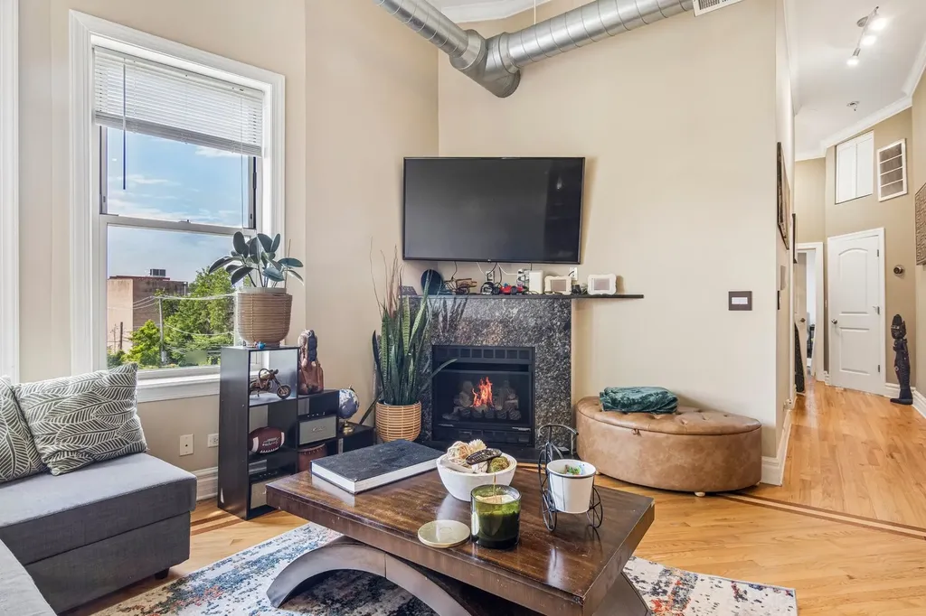 5016 South King Drive Chicago IL 60615
