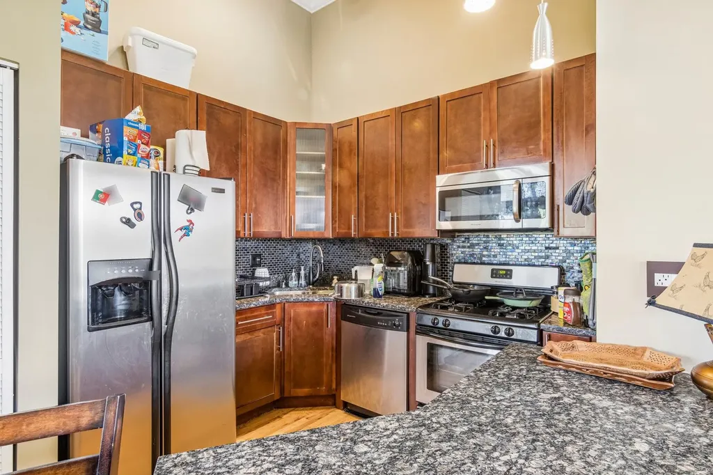 5016 South King Drive Chicago IL 60615