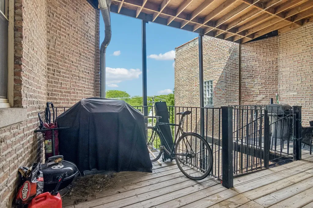 5016 South King Drive Chicago IL 60615