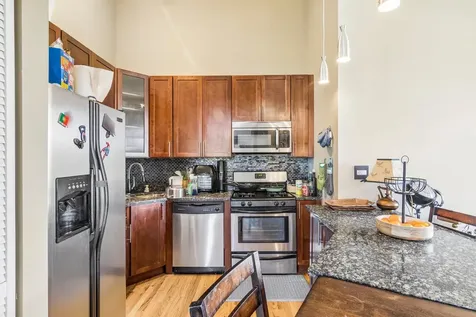 5016 South King Drive Chicago IL 60615