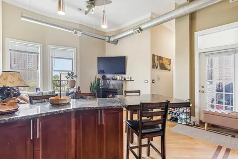 5016 South King Drive Chicago IL 60615