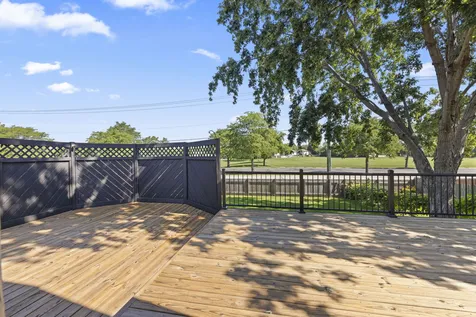 2860 Bar Harbour Court Aurora IL 60504
