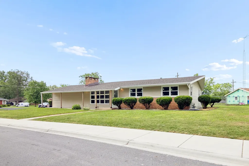 1256 Marla Terrace Bradley IL 60915