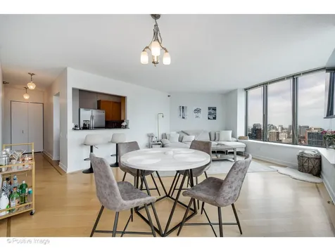 400 North Lasalle Boulevard Chicago IL 60654