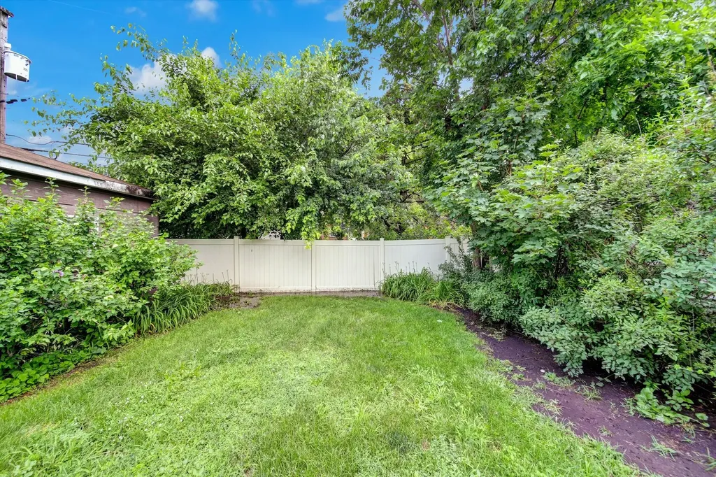 655 Albert Street Elmhurst IL 60126