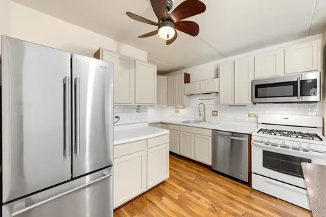 5325 Waterbury Court Crestwood IL 60418