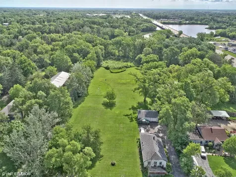20073 North Hazelcrest Road Palatine IL 60074