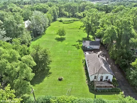 20073 North Hazelcrest Road Palatine IL 60074