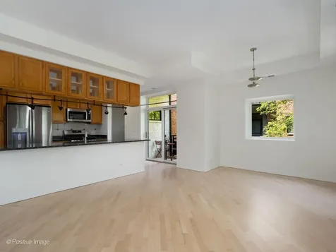 2317 West Wolfram Street Chicago IL 60618