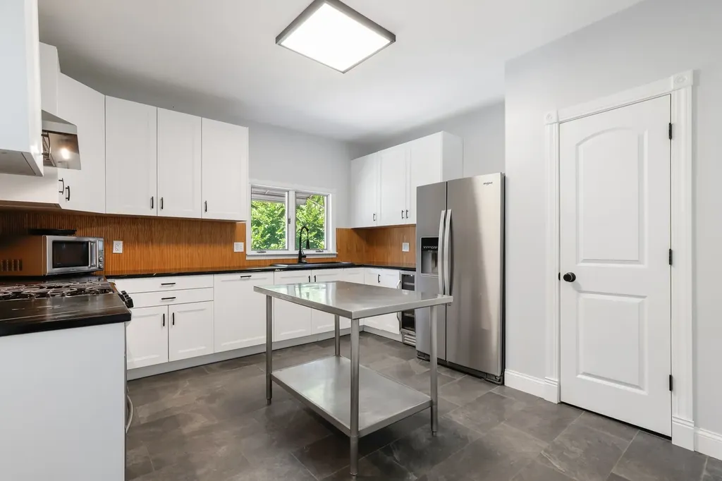 514 Oak Avenue Aurora IL 60506