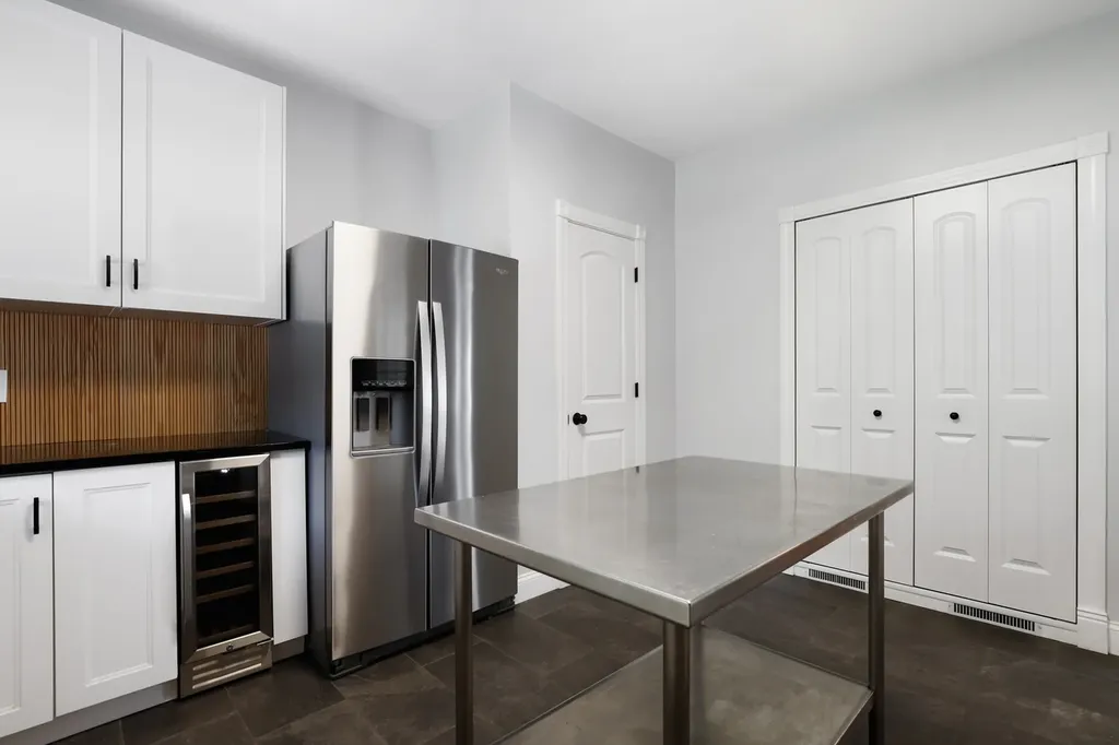 514 Oak Avenue Aurora IL 60506