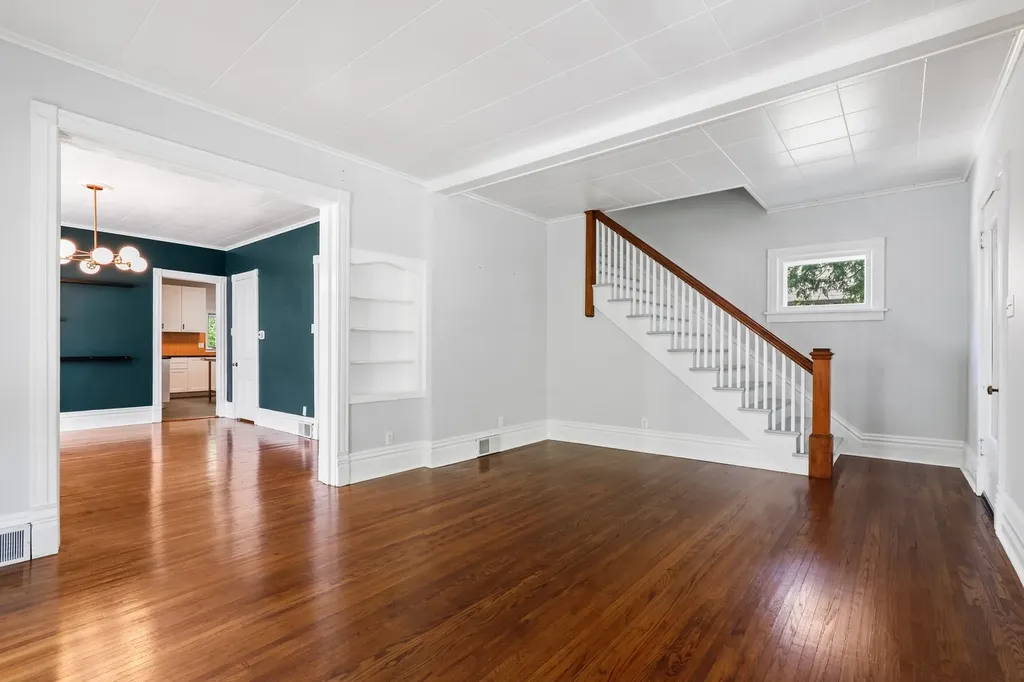 514 Oak Avenue Aurora IL 60506