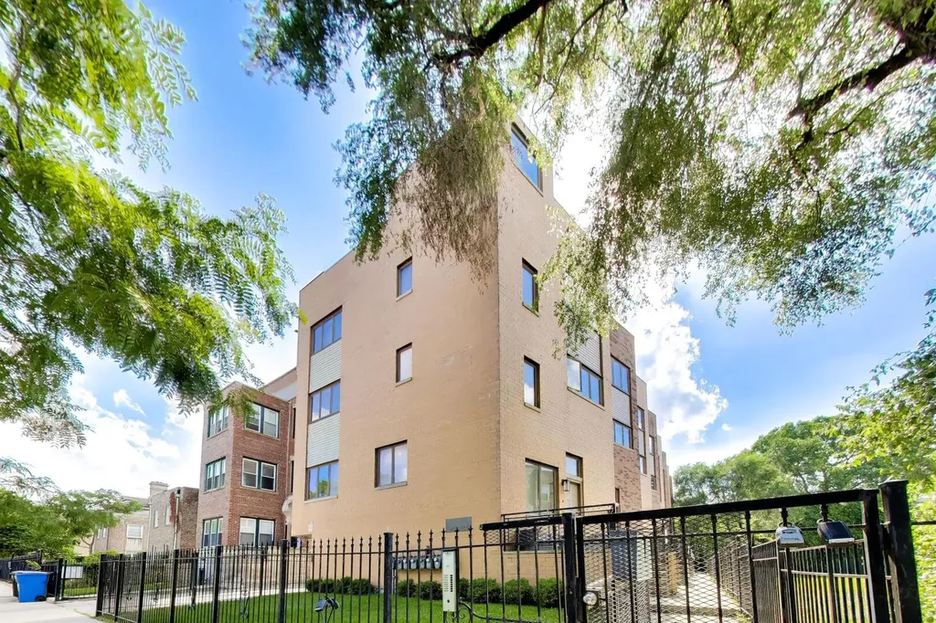 5210 South King Drive Chicago IL 60615