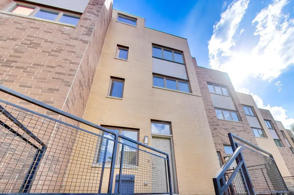 5210 South King Drive Chicago IL 60615