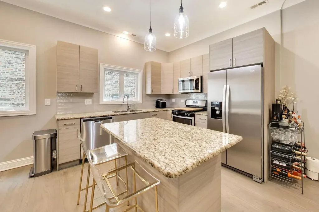 5210 South King Drive Chicago IL 60615