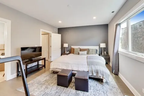 5210 South King Drive Chicago IL 60615