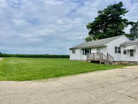 308 West Logan Street Forreston IL 61030