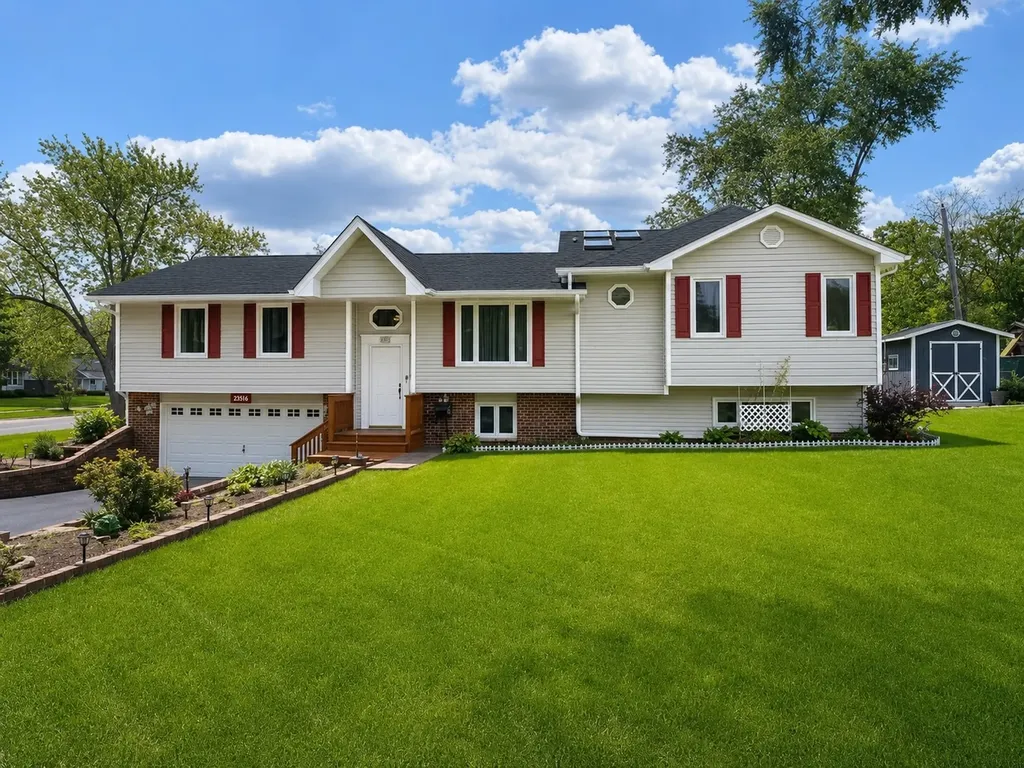 110 Oakwood Lane Bartlett IL 60103