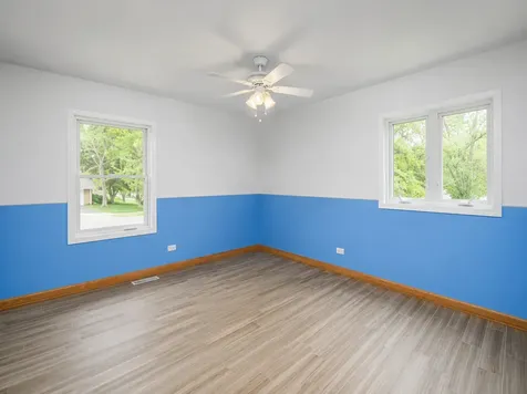 110 Oakwood Lane Bartlett IL 60103