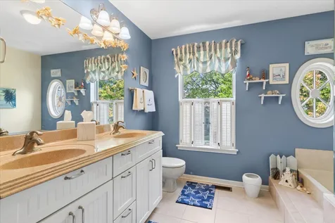 4062 North Newport Lane Arlington Heights IL 60004