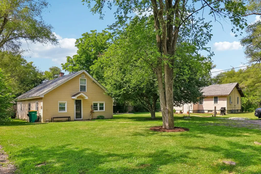 11471 West Leland Avenue Beach Park IL 60099