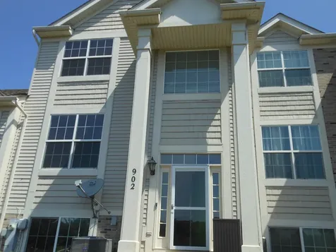 902 Summit Creek Drive Shorewood IL 60404