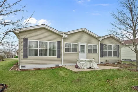 2905 Carousel Court Grayslake IL 60030