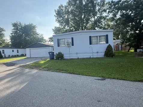 870 5TH Street Normal IL 61761