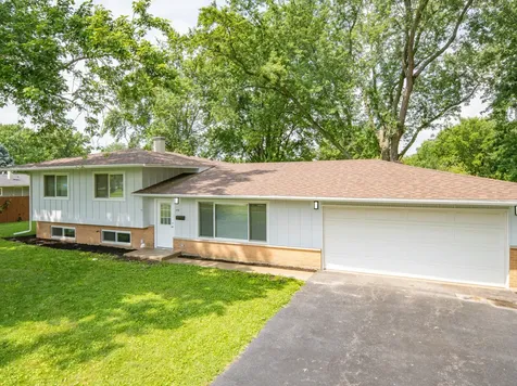 936 Cuyahoga Drive Bartlett IL 60103