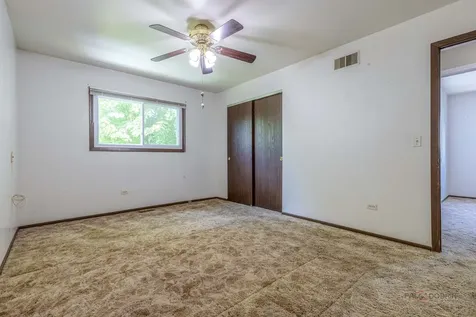 18226 West Big Oaks Road Grayslake IL 60030