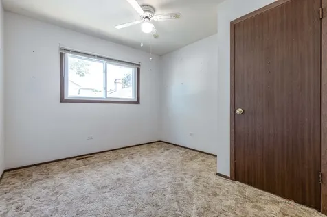18226 West Big Oaks Road Grayslake IL 60030
