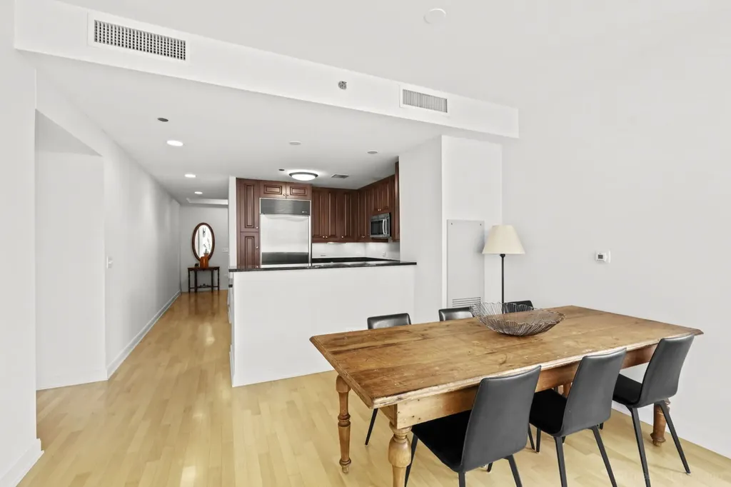60 East Monroe Street Chicago IL 60603