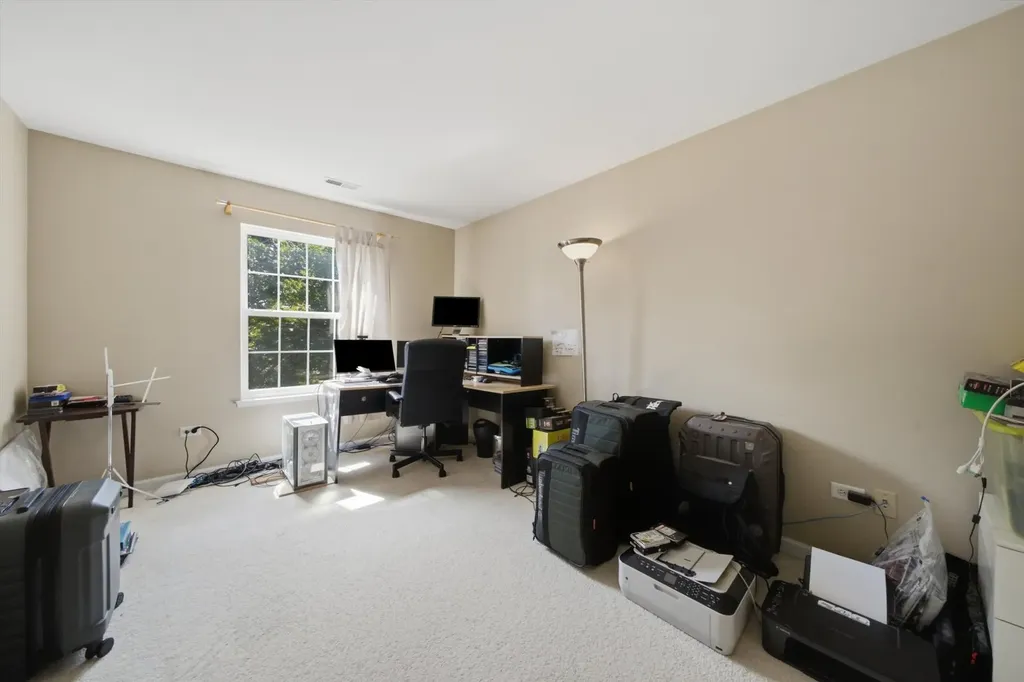 321 Claridge Circle Bolingbrook IL 60440
