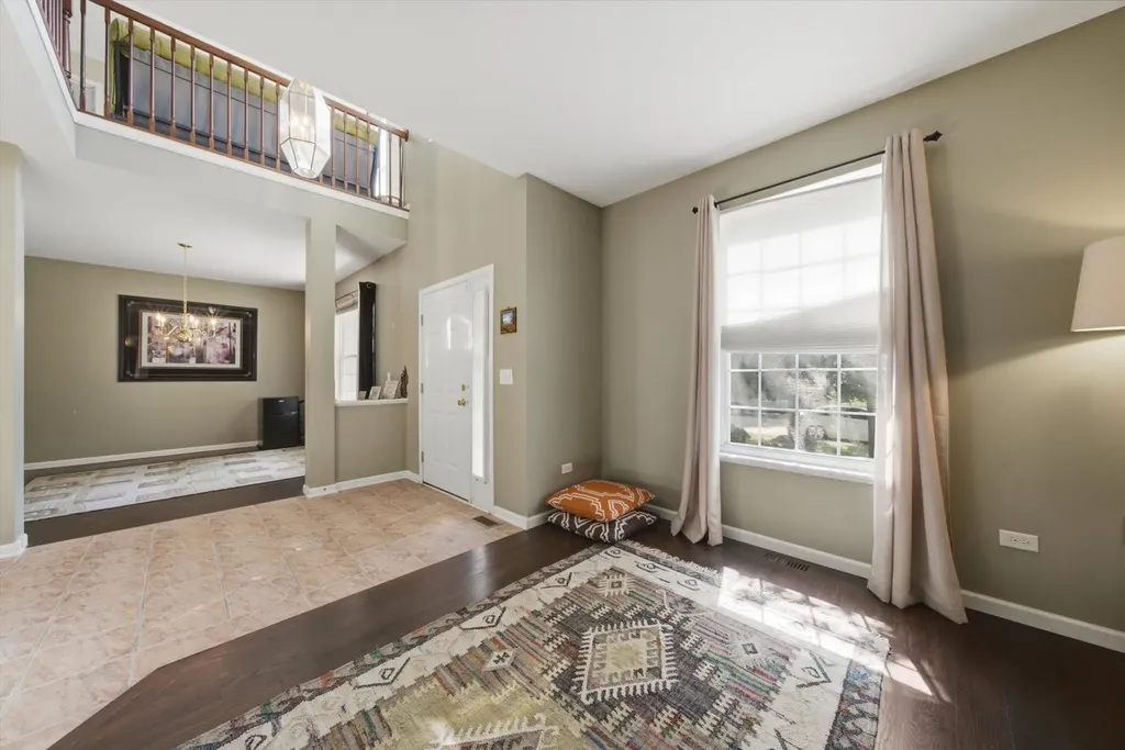 321 Claridge Circle Bolingbrook IL 60440