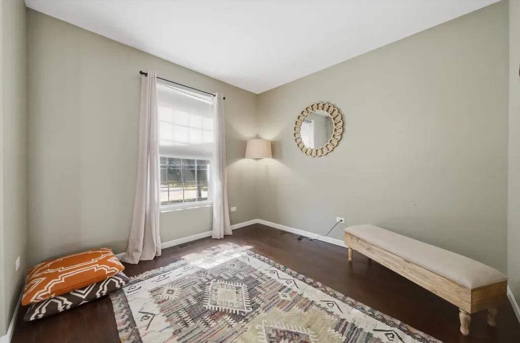 321 Claridge Circle Bolingbrook IL 60440