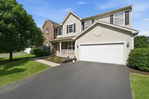 321 Claridge Circle Bolingbrook IL 60440