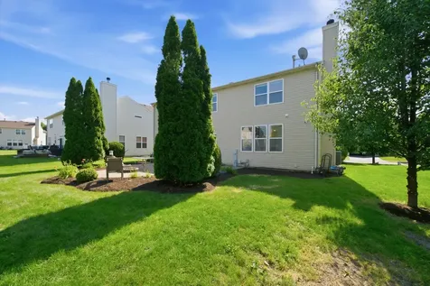 321 Claridge Circle Bolingbrook IL 60440
