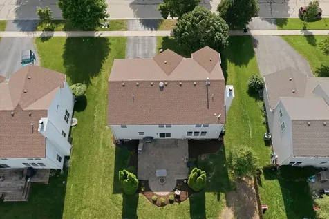 321 Claridge Circle Bolingbrook IL 60440