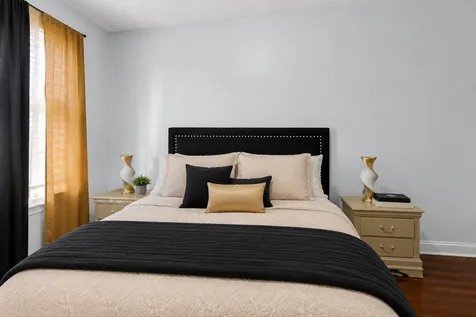 342 East 71st Street Chicago IL 60619