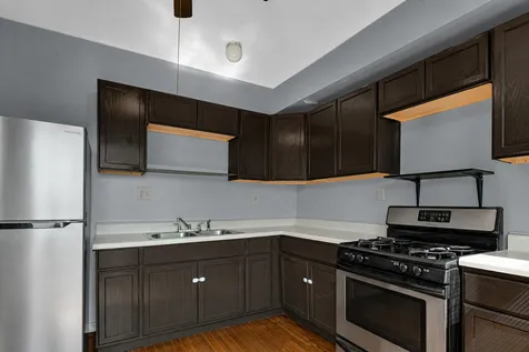 342 East 71st Street Chicago IL 60619
