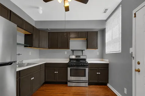 342 East 71st Street Chicago IL 60619