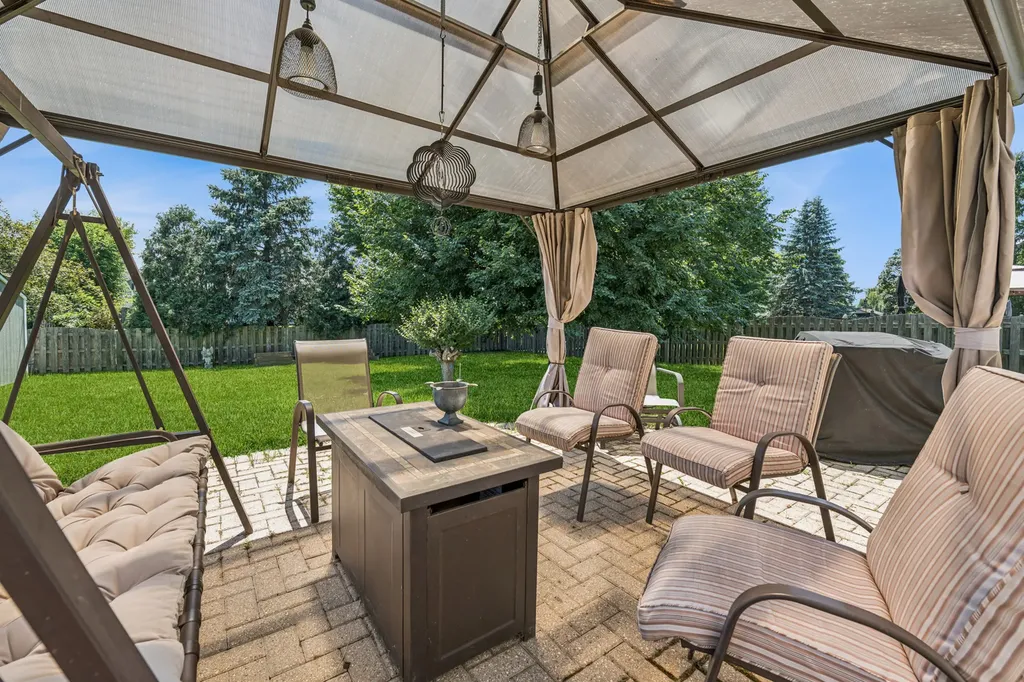 3661 Chadwick Lane Lake In The Hills IL 60156