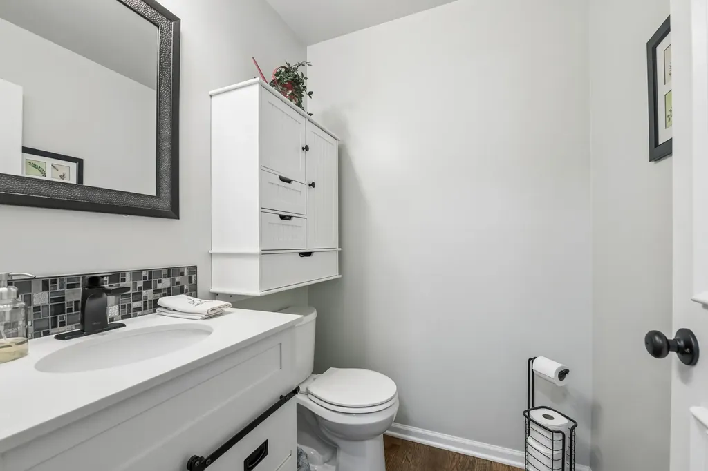 3661 Chadwick Lane Lake In The Hills IL 60156