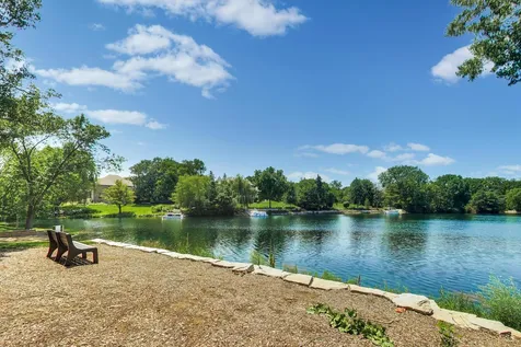1 Birch Lakes Drive Hawthorn Woods IL 60047