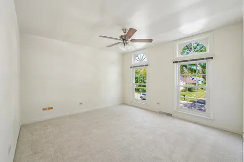 2027 Richton Drive Wheaton IL 60189
