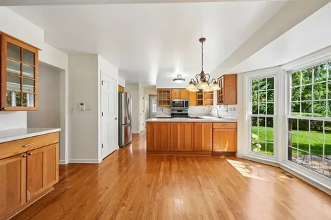 2027 Richton Drive Wheaton IL 60189