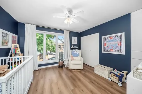 1813 North Dayton Street Chicago IL 60614