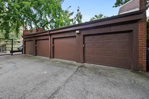 1813 North Dayton Street Chicago IL 60614