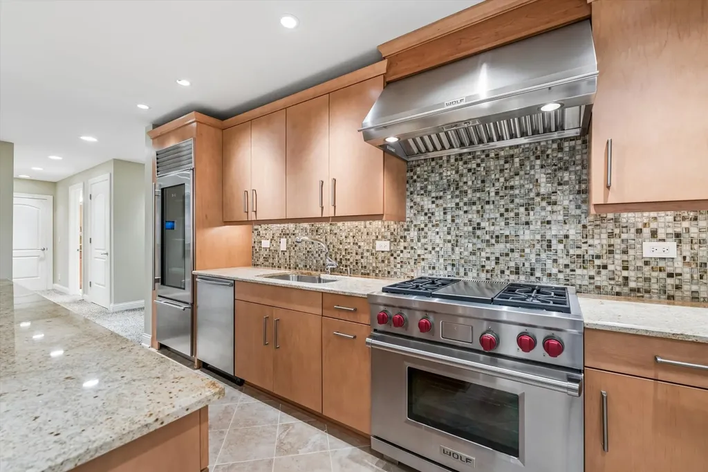 515 South Sunnyside Avenue Elmhurst IL 60126